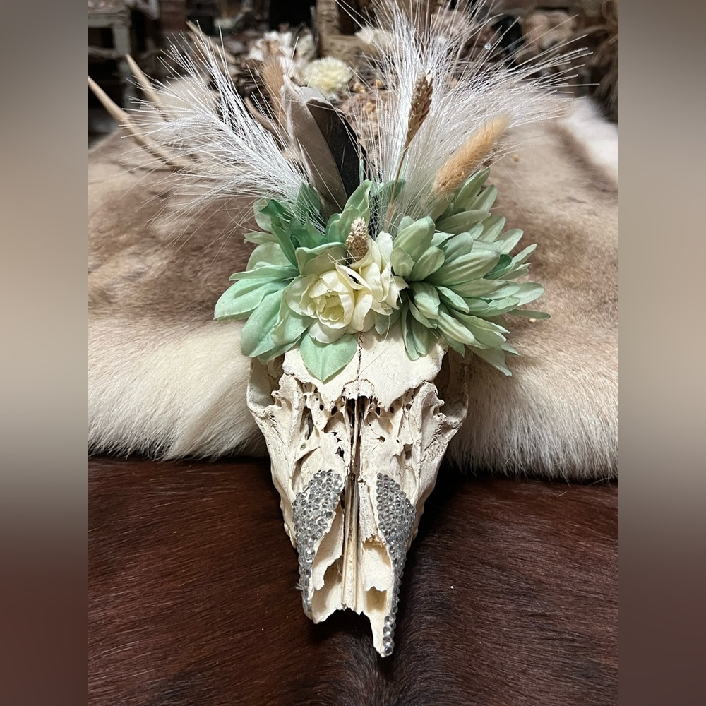 Floral Decorated Skull Accent Piece
